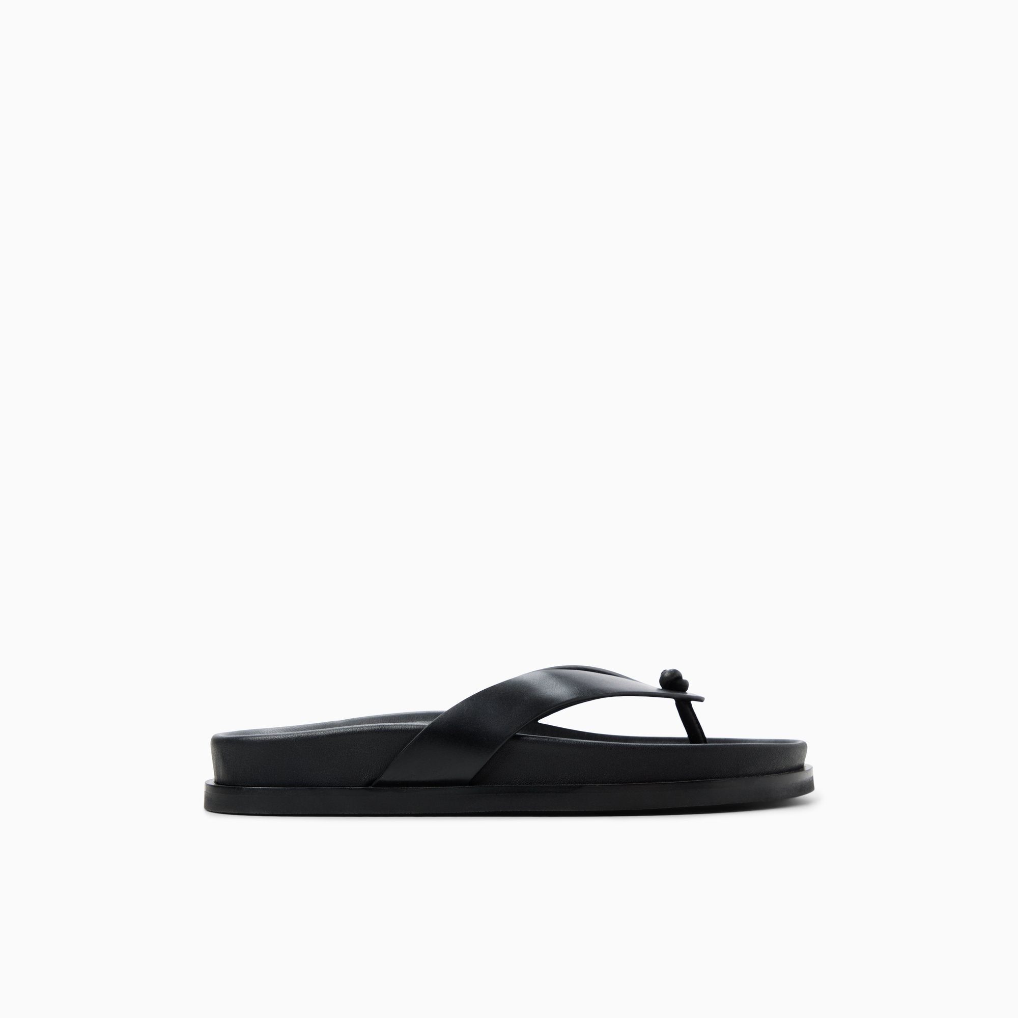 Womens Wynn Footbed Thong Sandal Black | G.H. Bass