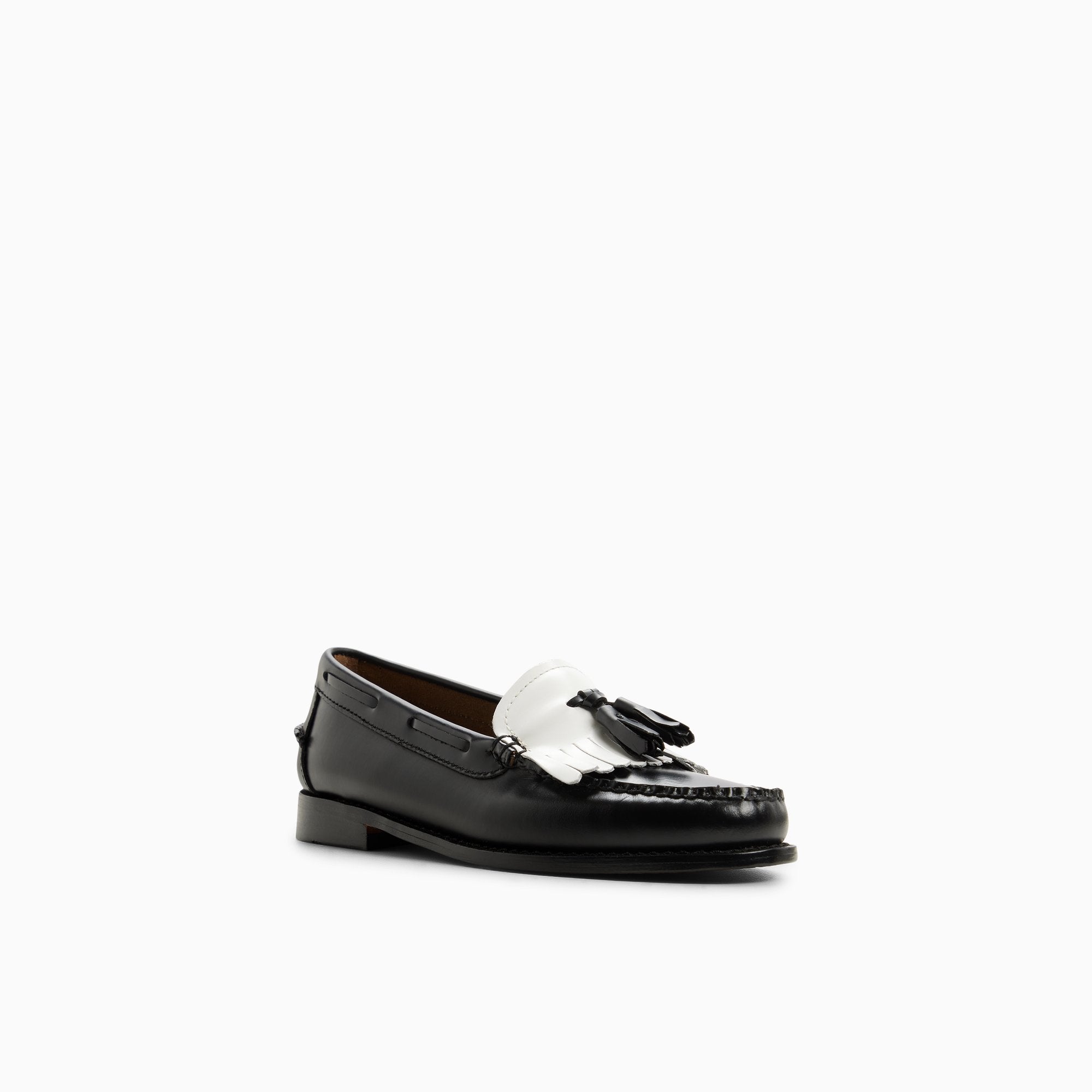 Womens Esther Weejuns® Tassel Loafer Black/white | G.H. Bass