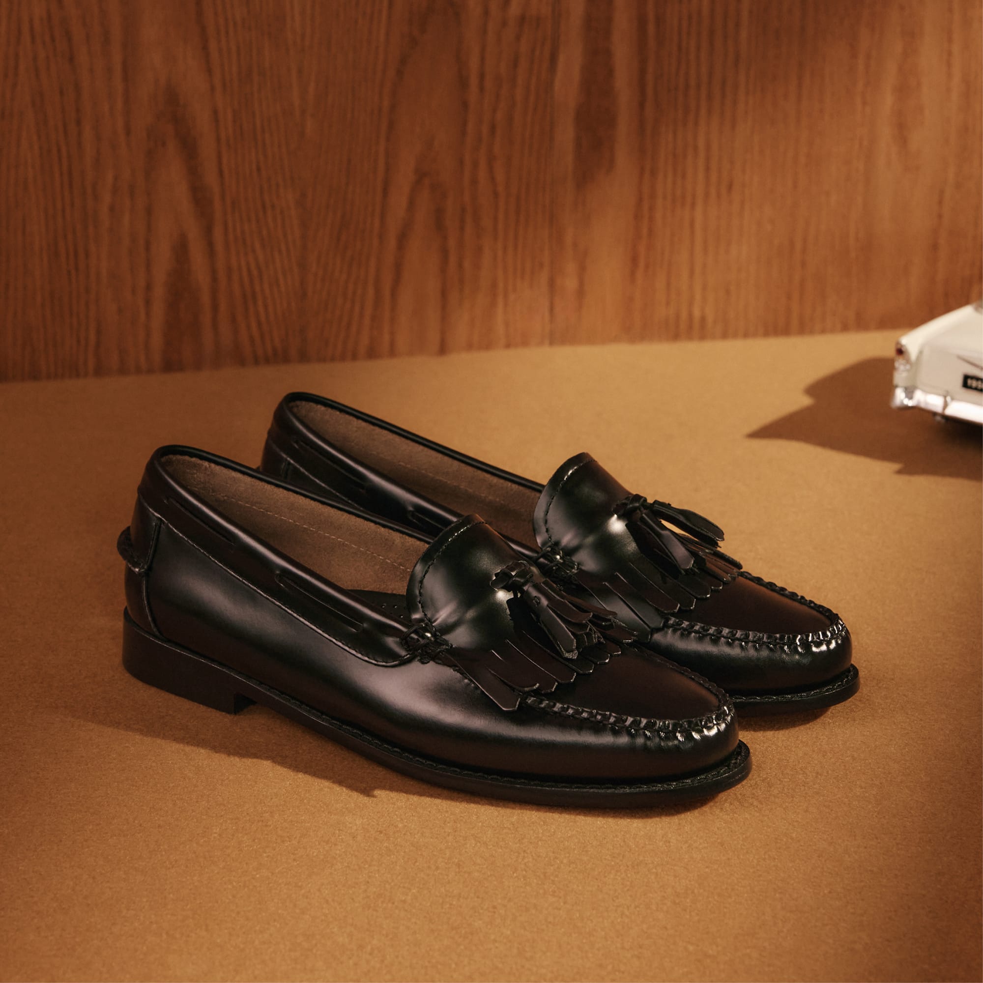 Women's Esther Weejuns® Tassel Loafer Black | G.H. Bass – G.H.BASS