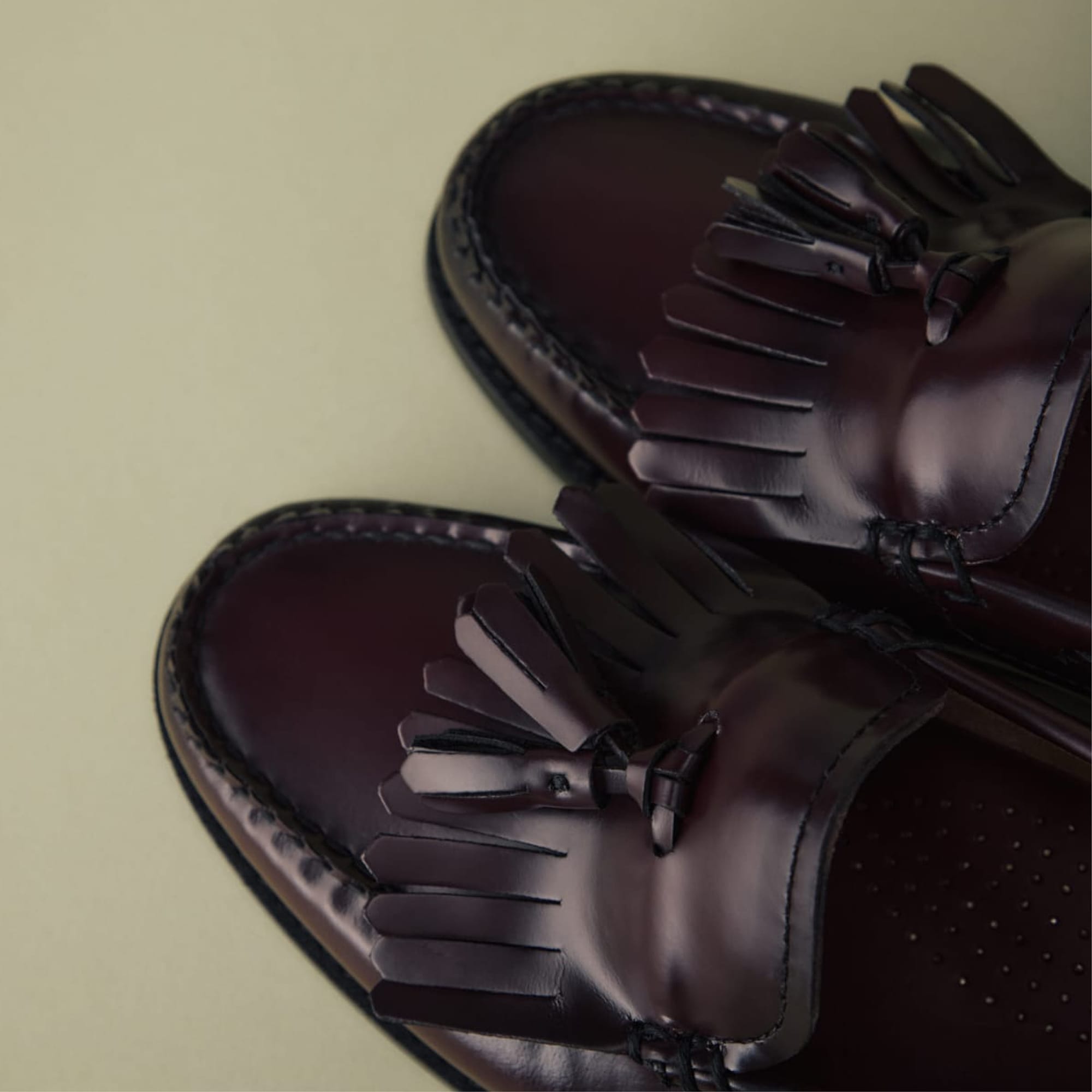 Womens Esther Weejuns® Tassel Loafer Wine | G.H. Bass
