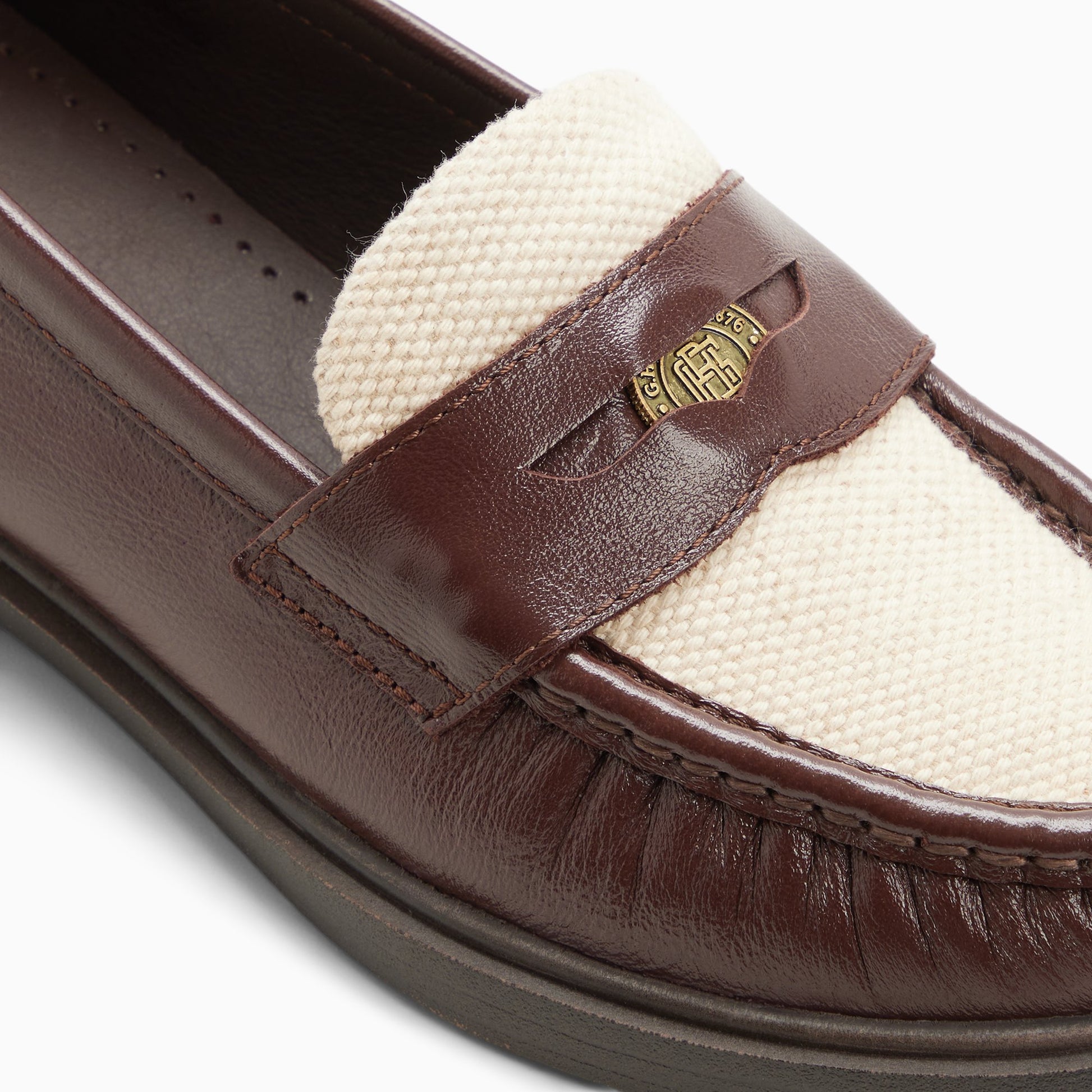 Top-down view of the Medium brown Womens Wren Penny Loafer Penny Loafers