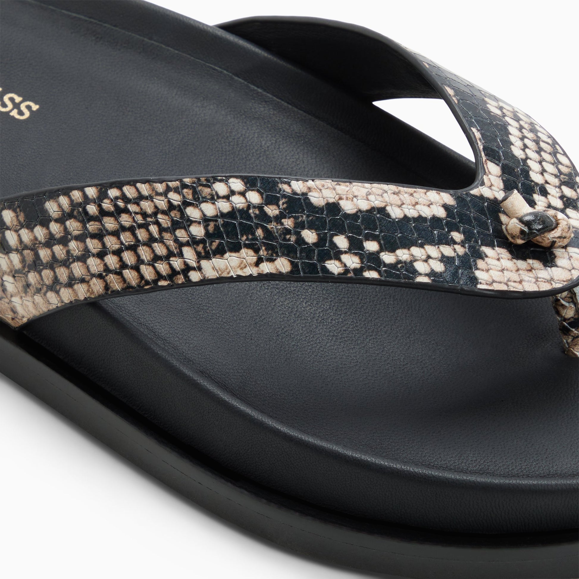 Top-down view of the Natural Womens Wynn Footbed Thong Sandal Footbed Thong Sandals