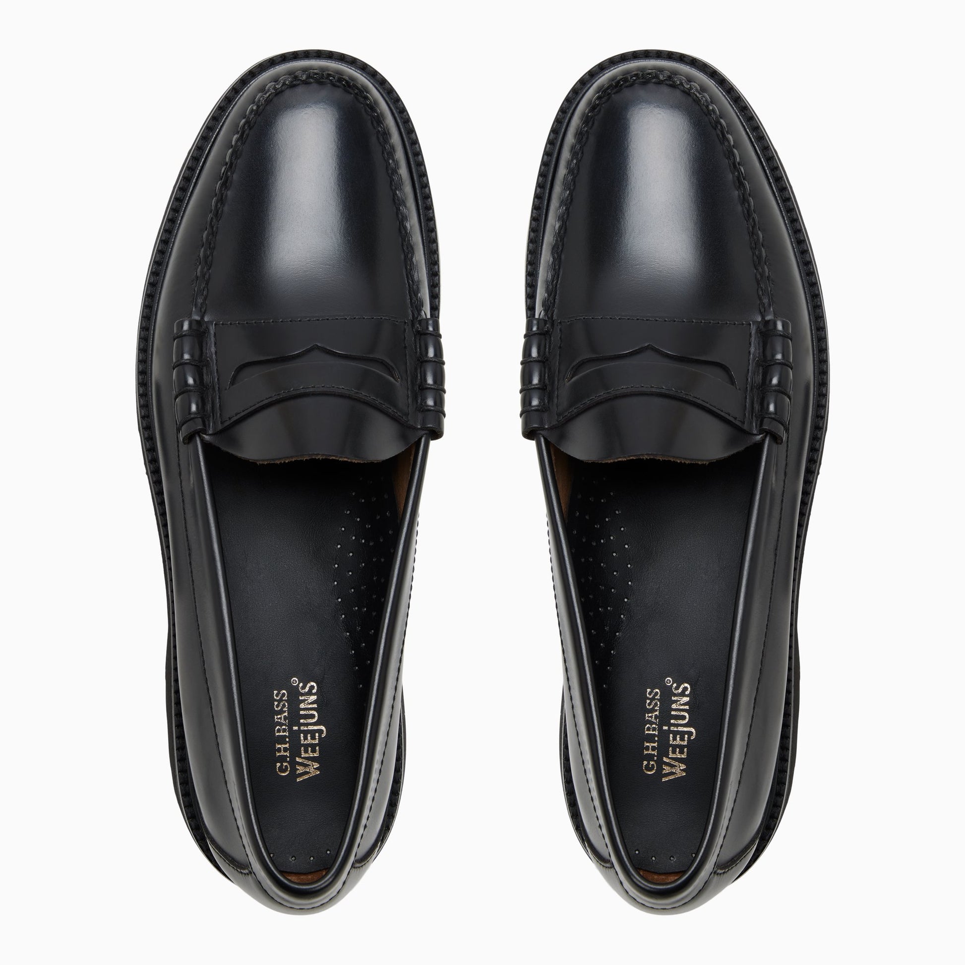 Three-quarter angle of Black Mens Larson Lug Weejuns® Penny Loafer Penny Loafers's front side