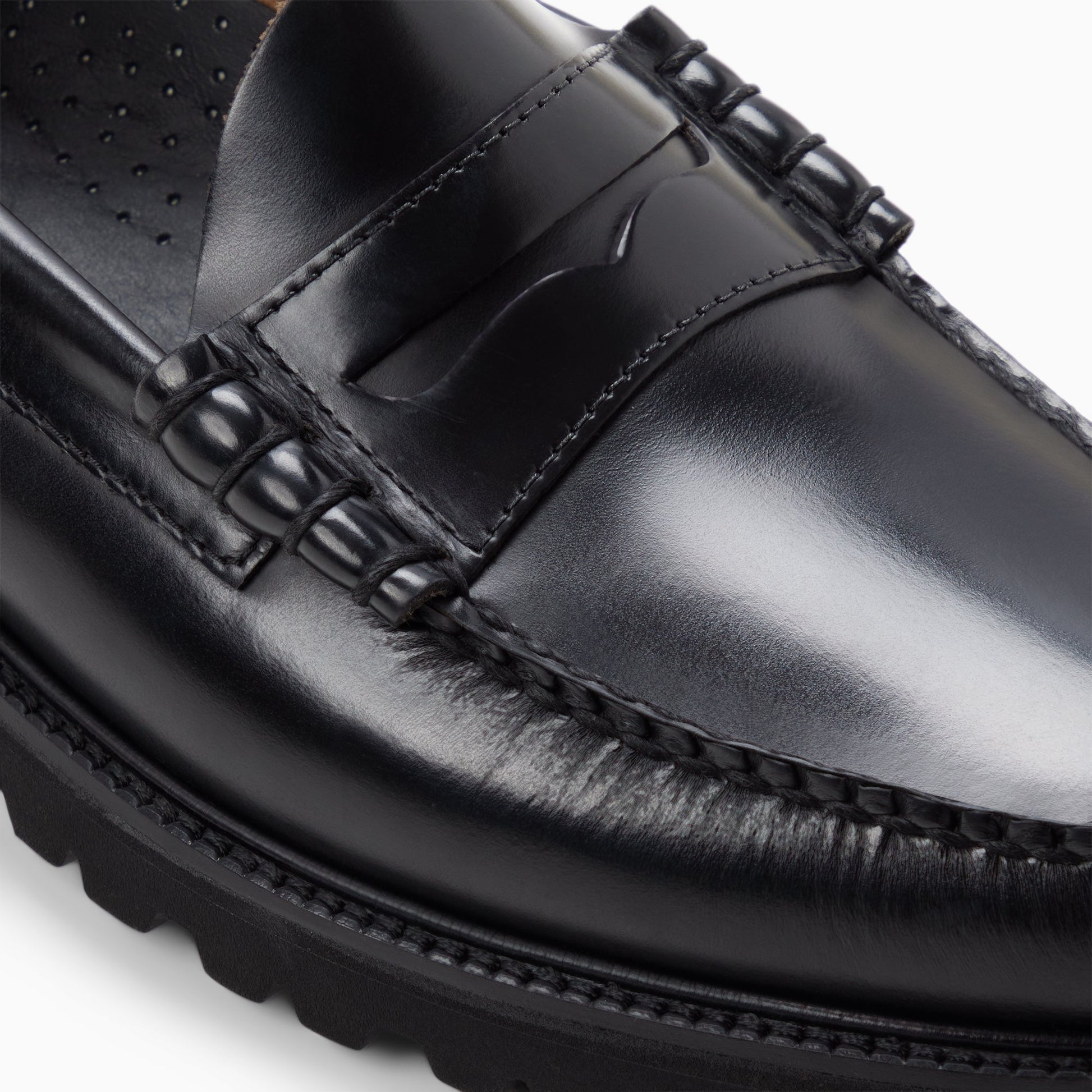 Top-down view of the Black Mens Larson Lug Weejuns® Penny Loafer Penny Loafers