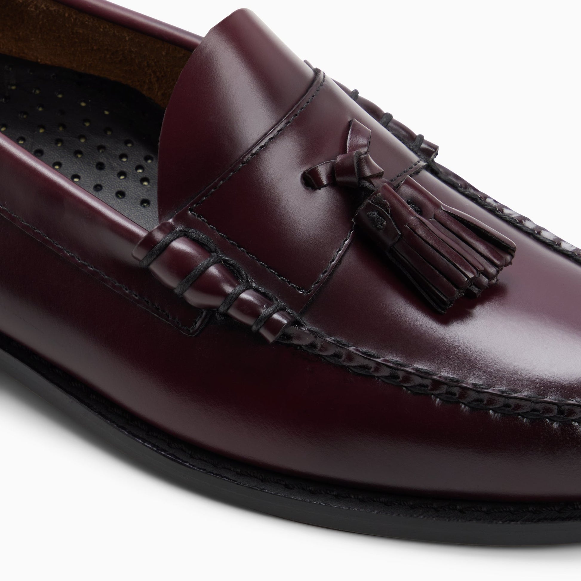 Top-down view of the Wine Mens Wide Lennox Weejuns® Tassel Loafer Tassel Loafers