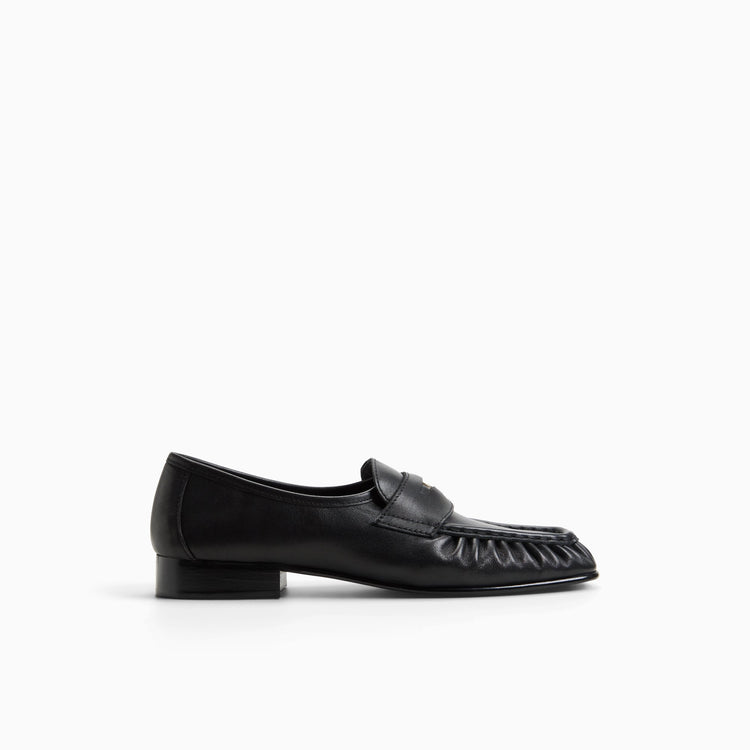 Women's G.H.BASS x Aritzia Milton Coin Penny Loafer