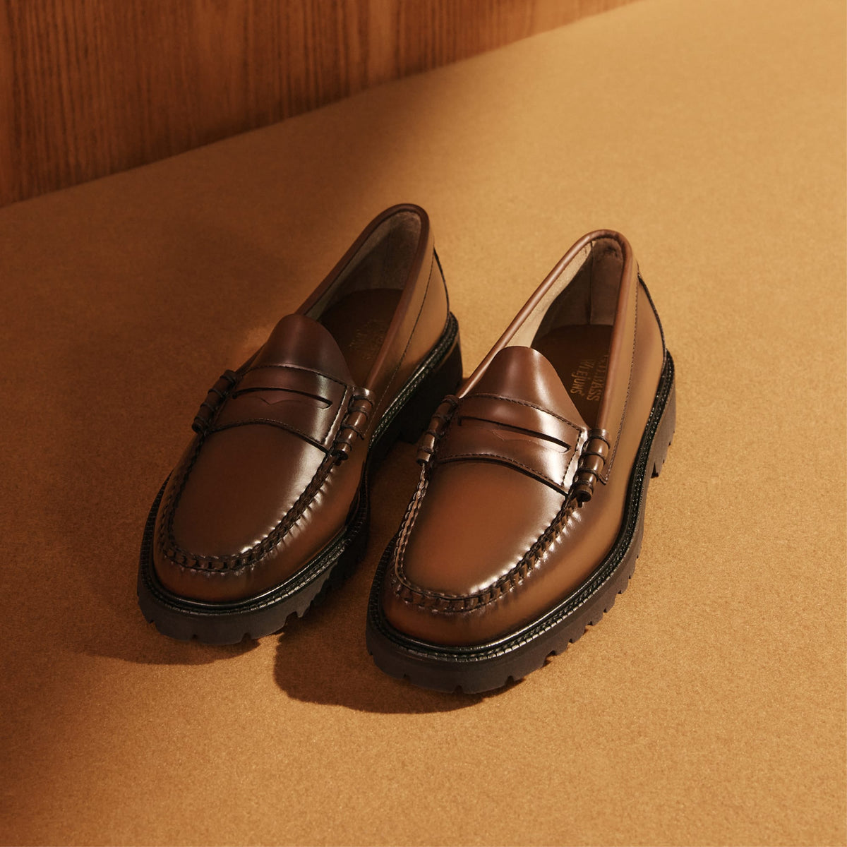 Supports marketing pour Mocassins Penny Weejuns® Larson à semelle crantée pour homme