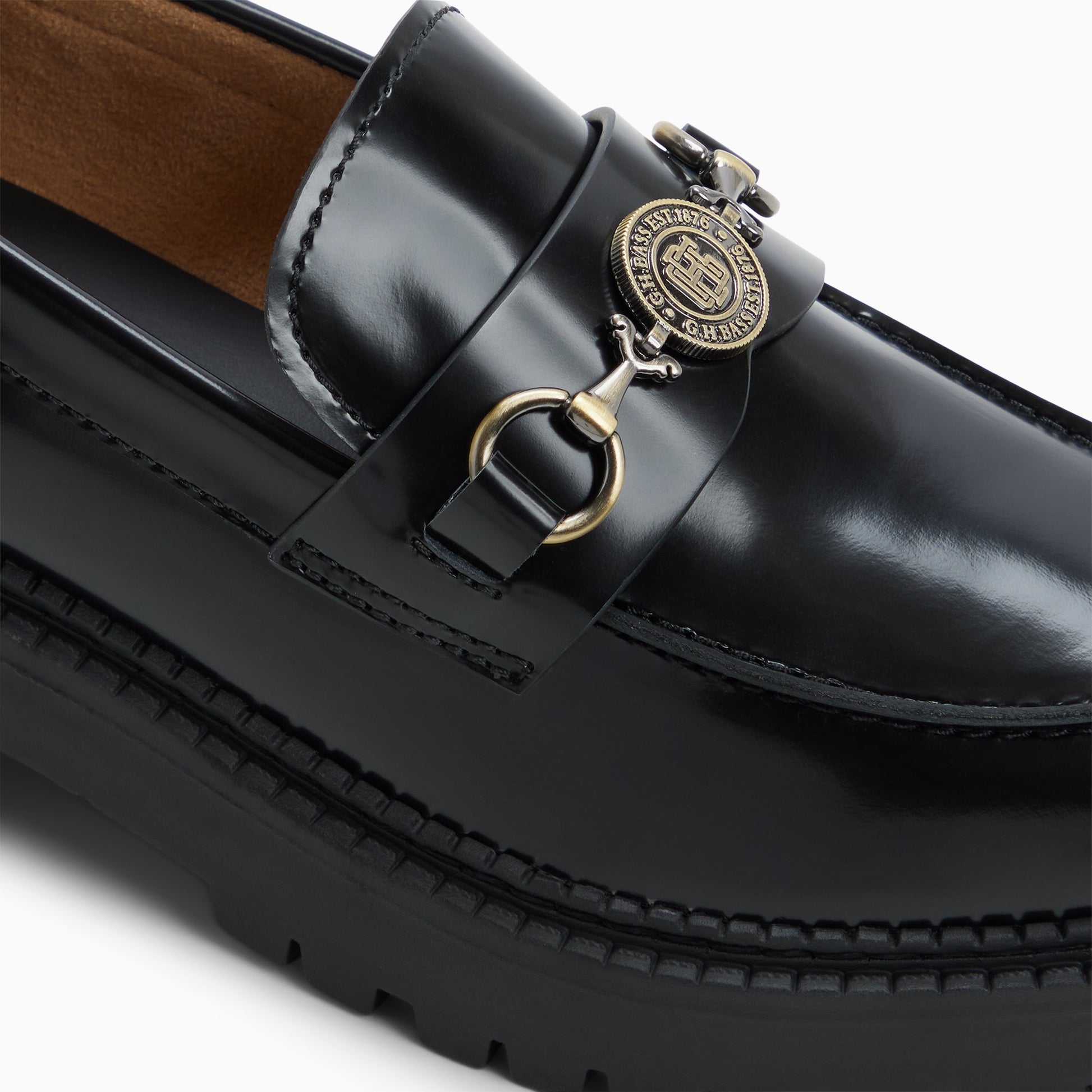 Top-down view of the Black Rosamund_lm
