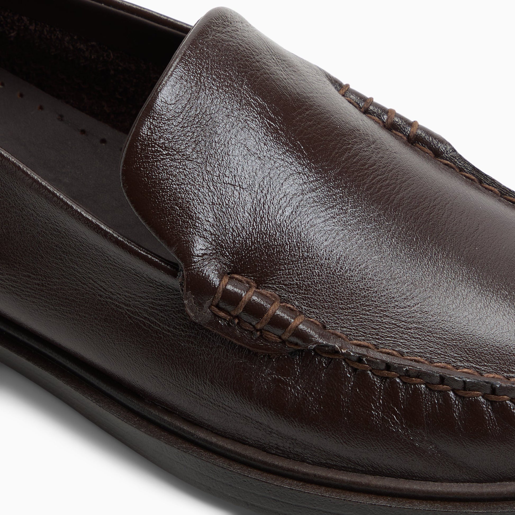 Top-down view of the Dark choco Womens Sloane Venetian Loafer Venetian Loafers