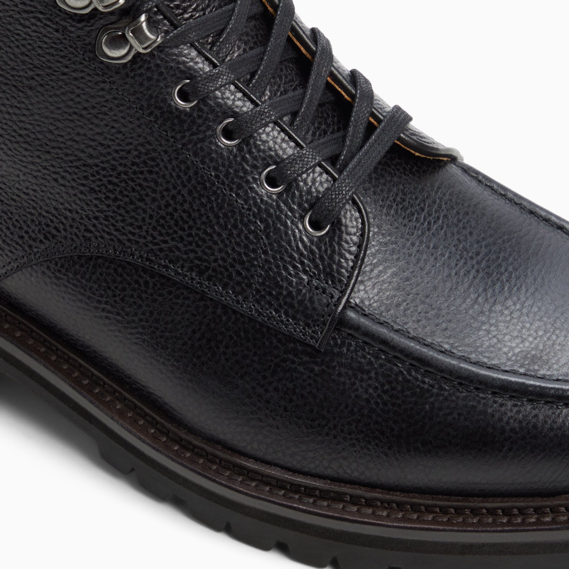 Top-down view of the Black Men's 1876 Huntsman Lace-Up Boot Lace-Up Boots