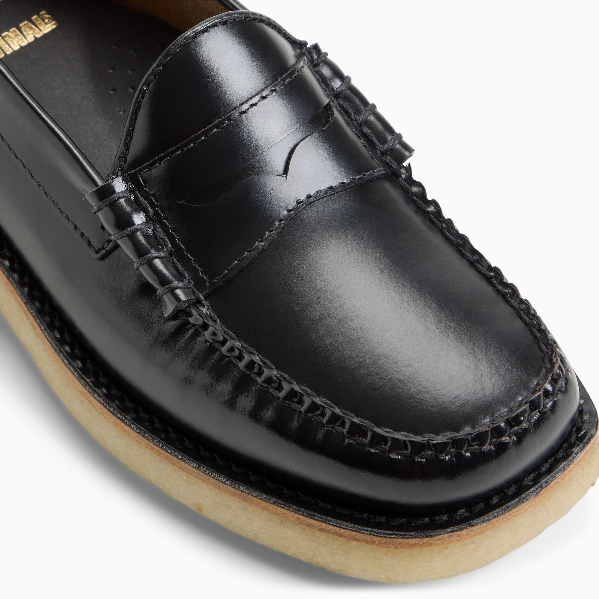 Top-down view of the Black Wallabee wj_lm